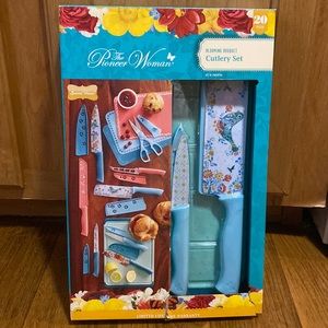 Pioneer Woman Cutlery Set- 20 Pieces